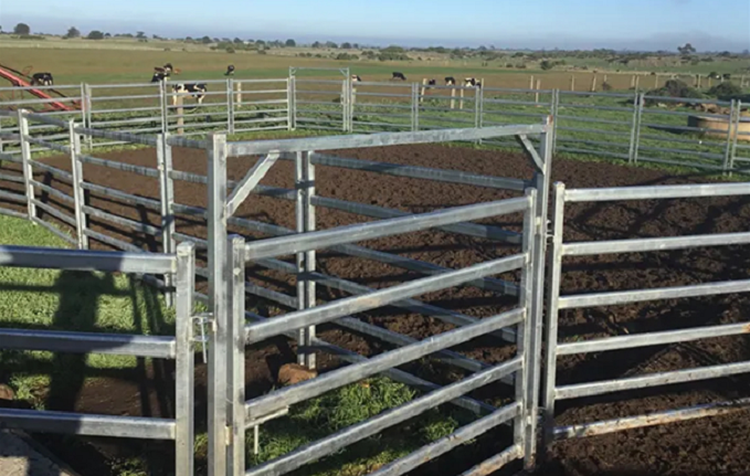 How a Cattle Guard and Bump Gate System Benefit Your Farm